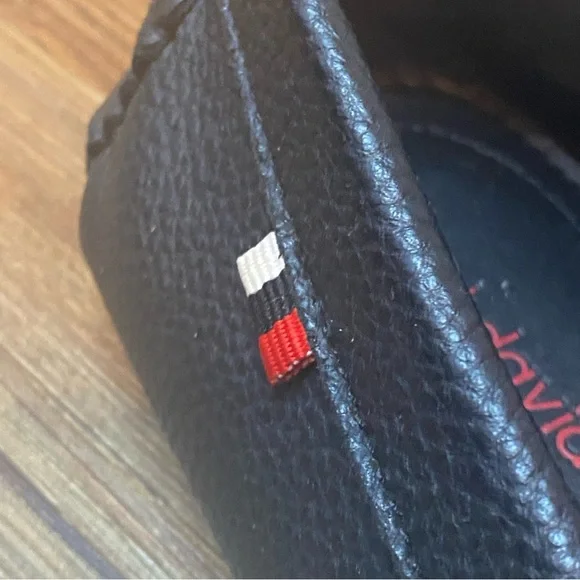 ROBERT DAVID Black Leather Loafers with Metal Accent - Picture 3 of 6